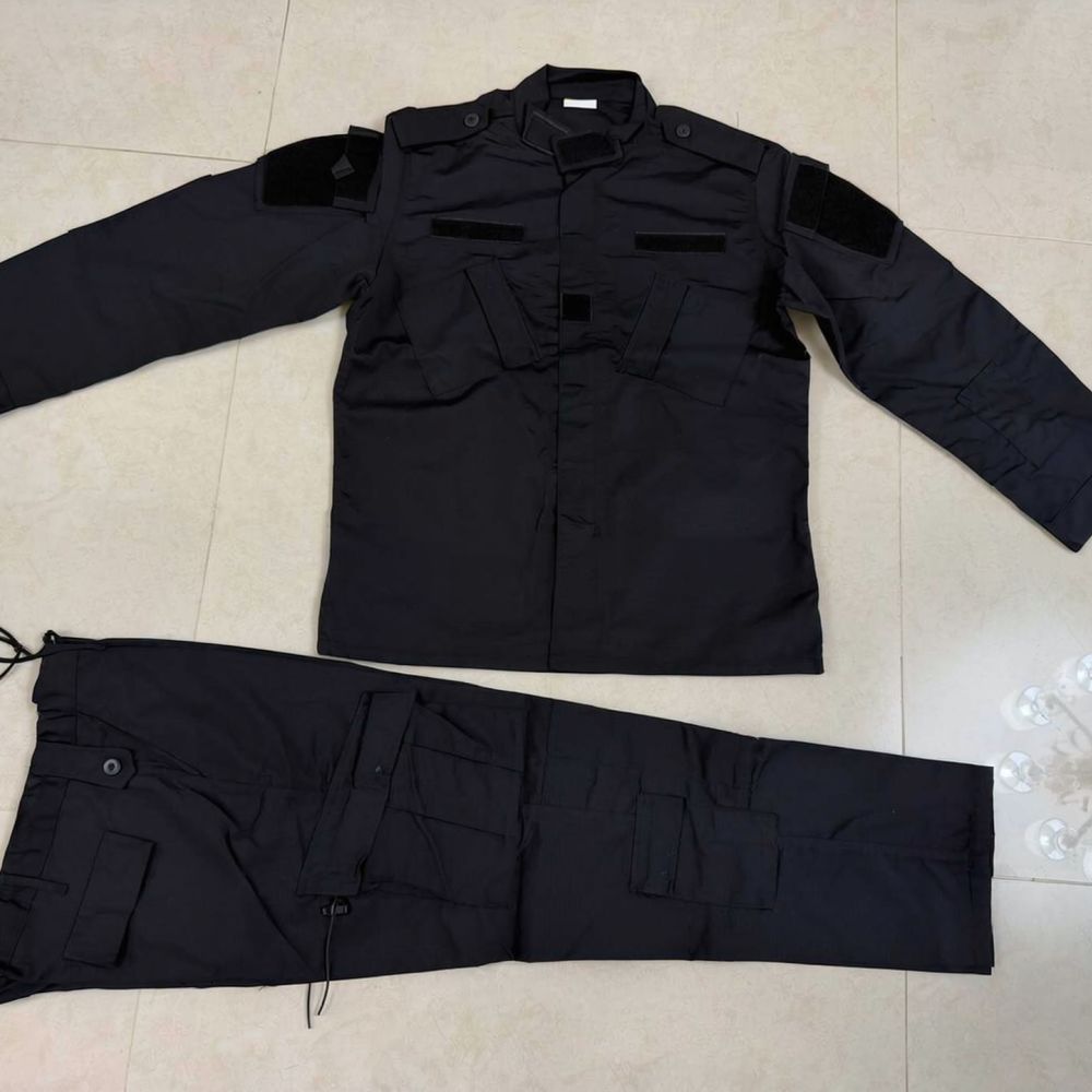 Outdoor Adventure Outfit - Taktyczny strój kamuflażowy, przeznaczony do treningów